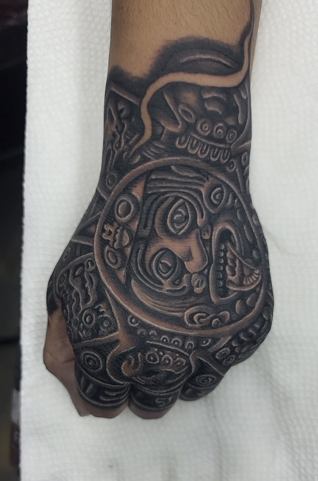 Full Hand Tattoo Session Detailed END OF TIMES TATTOO STUDIO